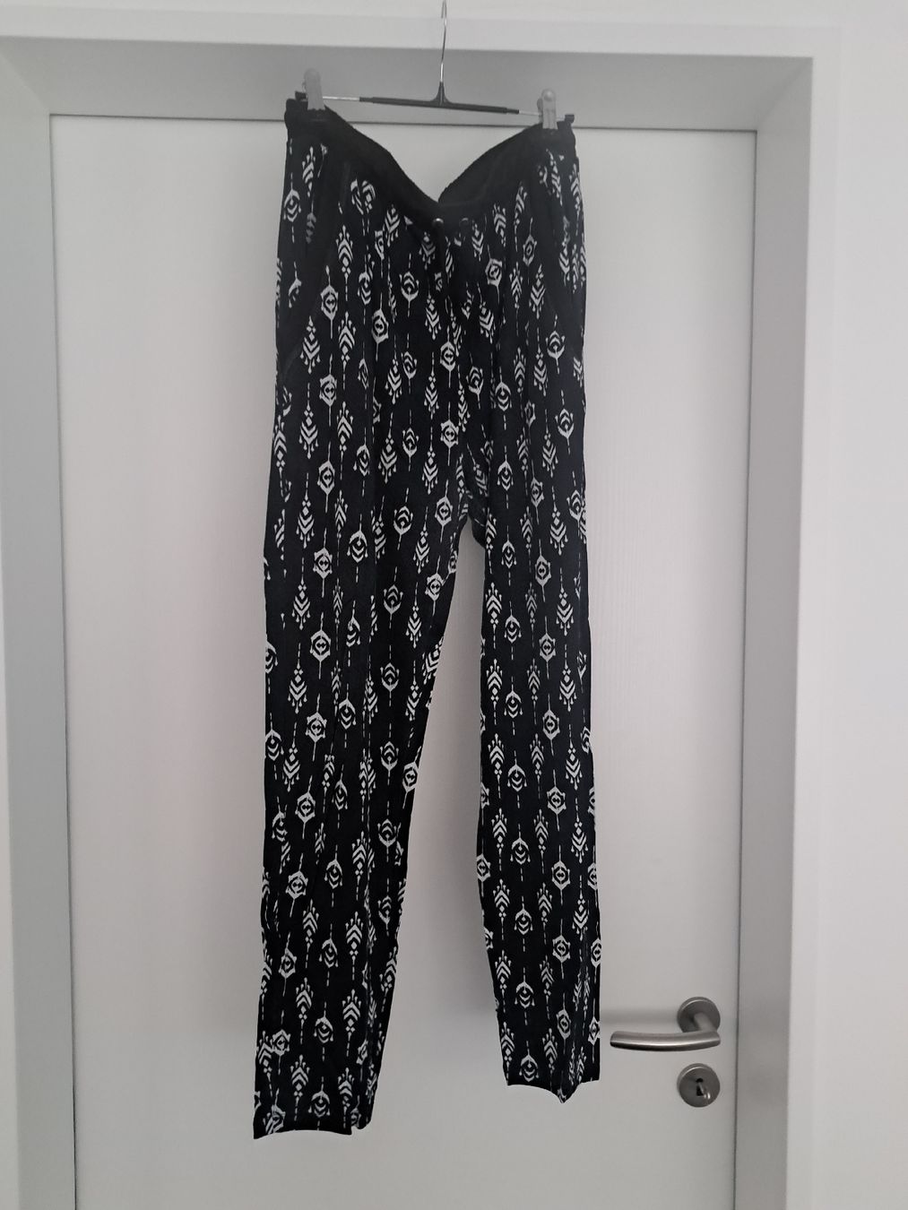 Pantaloni: Sommer Hose Grösse L/XL, gebraucht – Usato da Weisslingen venduto da Horvi_09