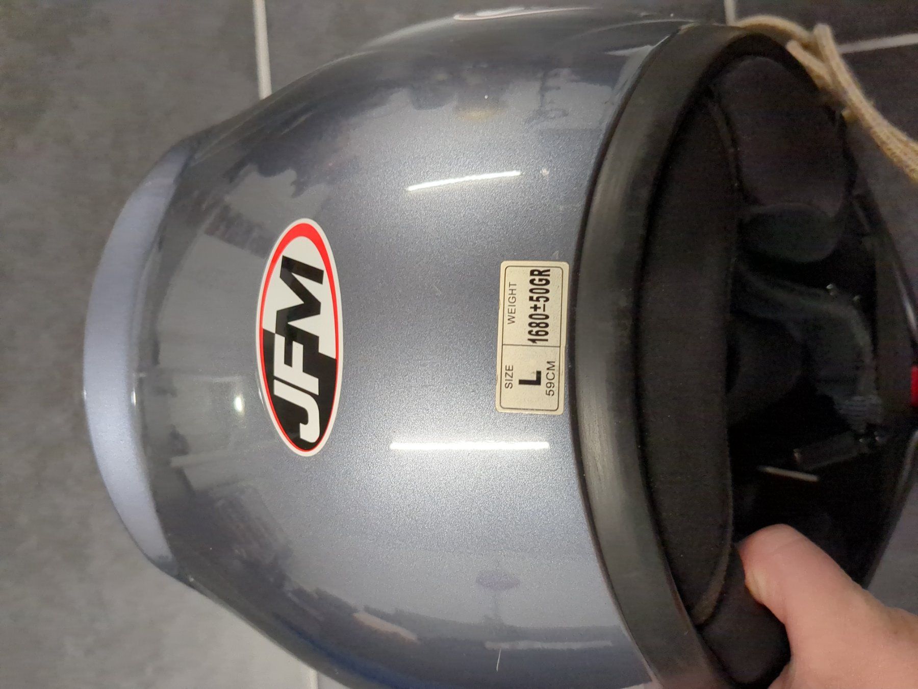 Caschi & visiere: JFM Motorcycle Helmet - Grey - Size M - Good Condition – Usato da Aarburg venduto da ali_7rgj 5