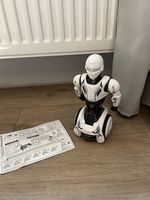Robot ycoo qui danse