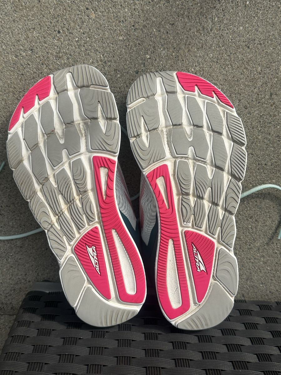 Altra Damenschuhe: Altra Torin 5 / Gr 39 – Gebraucht aus Volketswil von Shadow1316 1