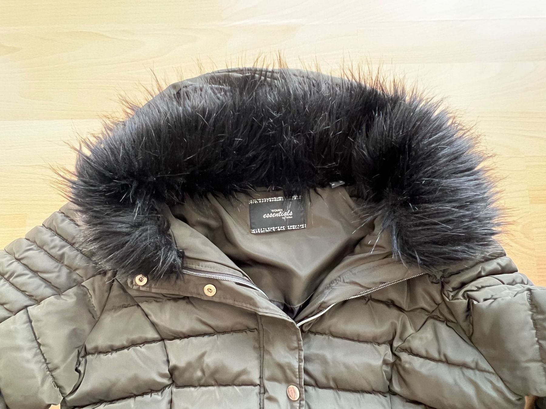 Cappotti: Tchibo Kurzmantel Jacke Grösse 38 – Usato da Balzers venduto da Alannah 1