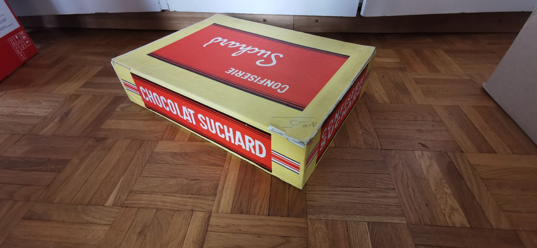 Barattoli: ancienne boite suchard – Usato da Vésenaz venduto da Angela.C3 4