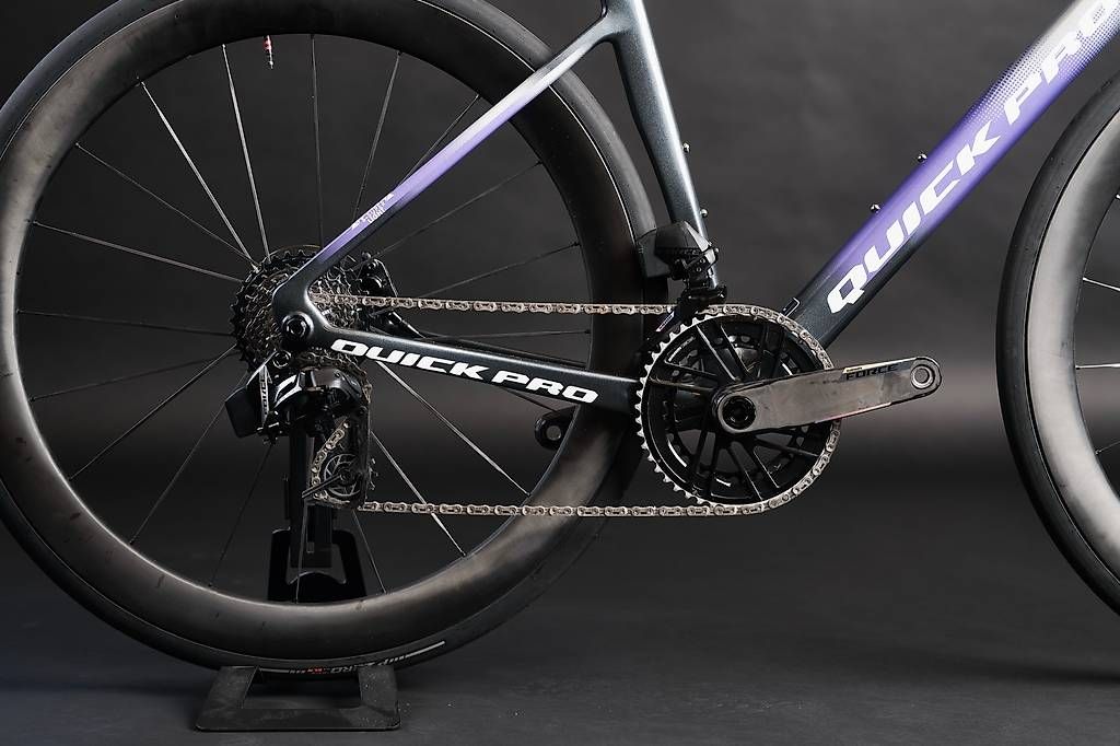Vélos: Quickpro AR:One 6.4 kg – Neuf avec emballage d'origine à Glarus par Pork_pie0 2