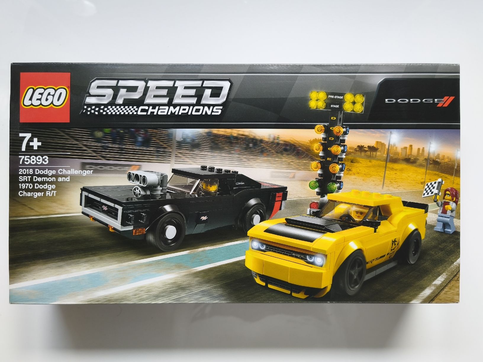 Lego Kit di costruzioni: LEGO Speed Champions 75893 Dodge Challenger  – Nuovo (secondo la descrizione) da Rüfenacht BE venduto da Morfius