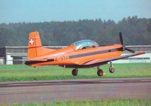 Cartoline postali: Postcard Swiss AF Pilatus PC-7 – Nuovo (secondo la descrizione) da Basel venduto da Dogana