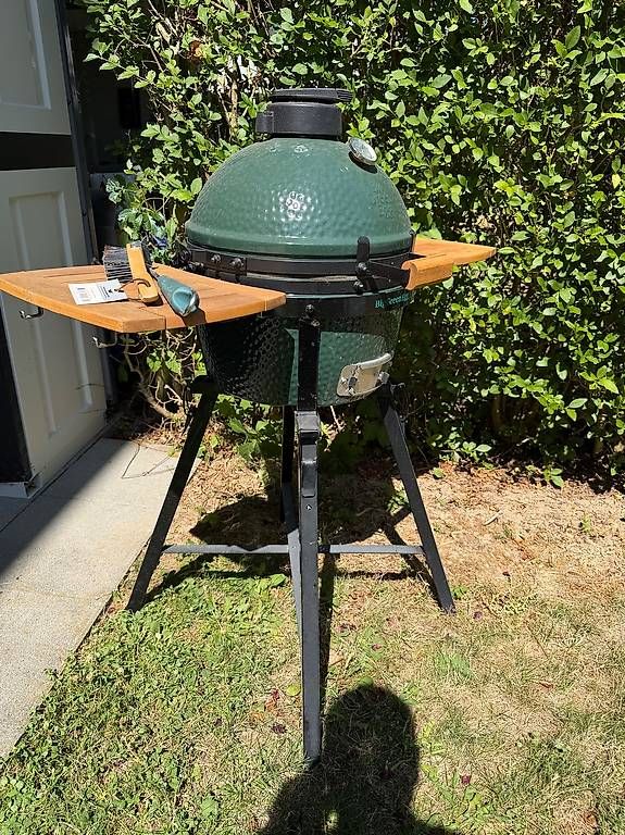 Grills: Big Greenegg mit Standfuß und Zubehör  – Gebraucht aus Cham von Knipper172 1