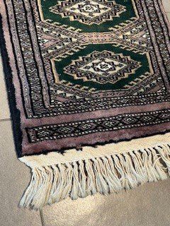Teppiche: kLeiNeR SeiDentePPicH – Gebraucht aus Winkel von zeho 3