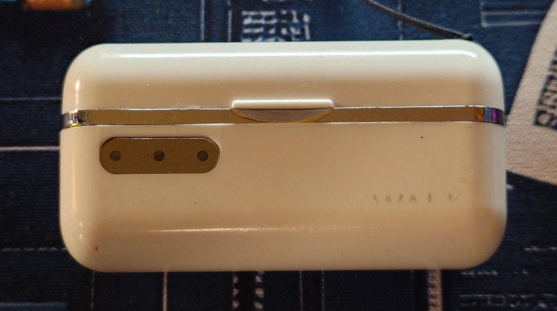 Apple Caricabatterie: Apple IPhone/IPod Docking Powerbank – Usato da Ennetmoos venduto da Faders 1