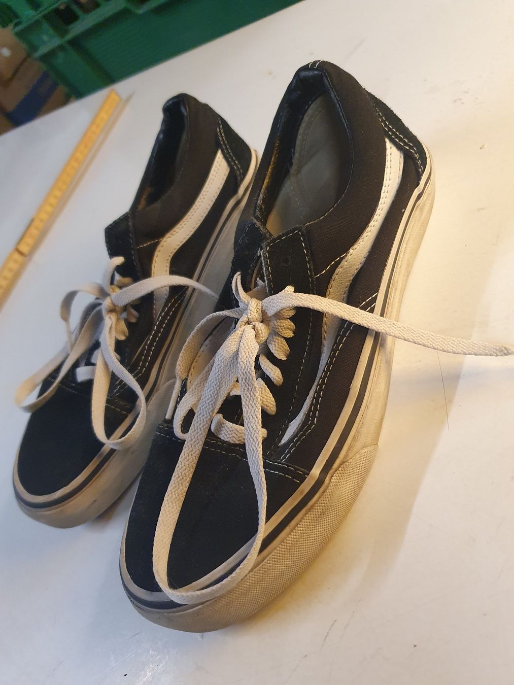 Scarpe da uomo: Off The Wall Turnschuhe grösse 39 – Usato da Zürich venduto da loosebone