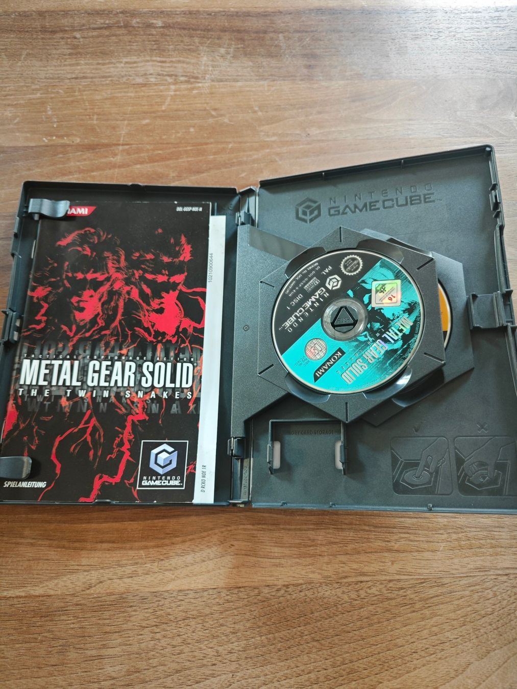 Spiele: Metal Gear Solid Twin Snakes - Gamecube - OVP/CIB – Gebraucht aus Ziefen von Chefkoch 2