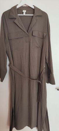 langes Kleid