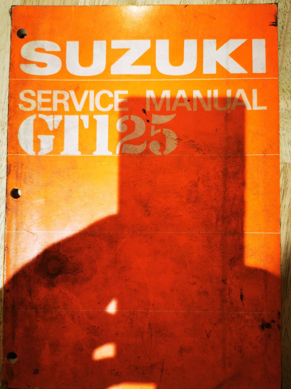 Libri: Fachbuch suzuki – Usato da Muttenz venduto da chz_mg6n