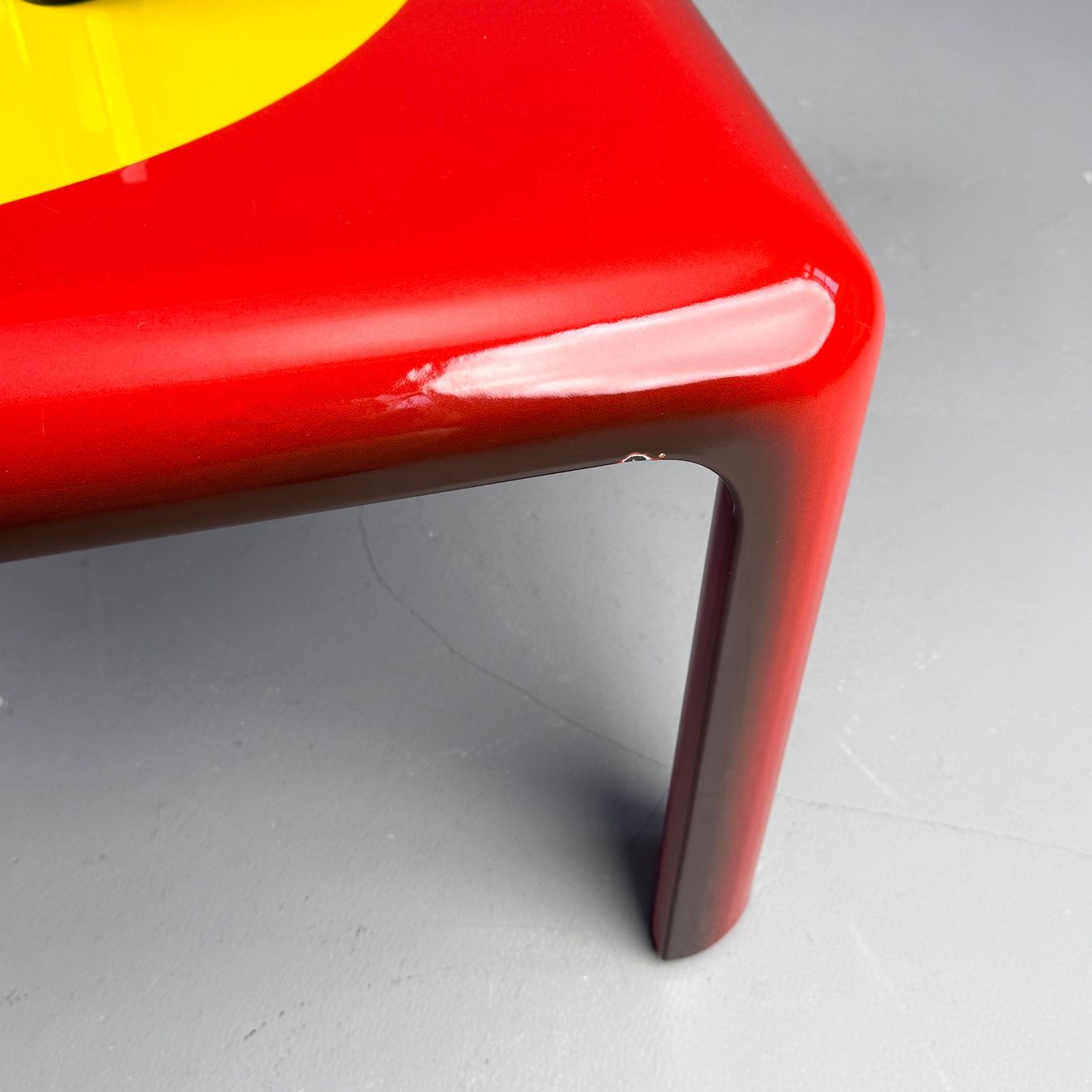 Tavoli: Emaillierter Vintage Coffee Table – Usato da Uetikon am See venduto da StudioVintage 4