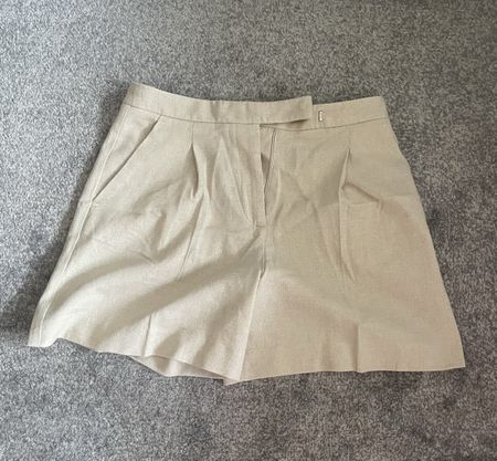 Shorts Zara Beige EUR XS new with tags