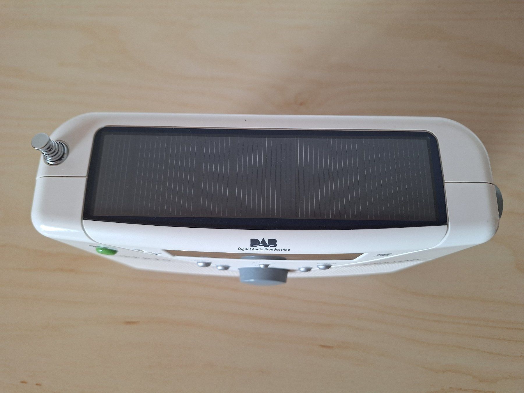 Radio: Roberts solarDAB 2 Radio + Netzteil – Usato da Worb venduto da geo_zbd8 3