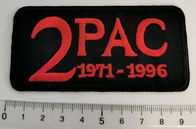 Toppe: 2PAC / Tupac  -  Aufnäher  (neu) – Nuovo e nell'imballaggio originale da Wilen b. Wollerau venduto da morethanmusic