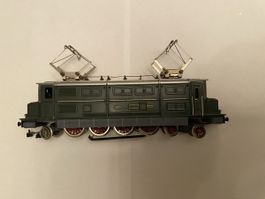 Schöne HAG Lok Ae 4/7 läuft schön HO Wechselstrom 