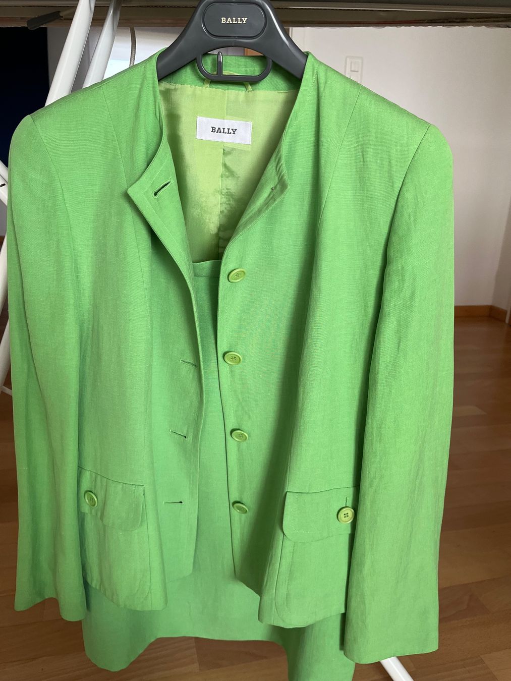 Costumi: Damen Sommer Kostün  Leinen/Seide – Usato da Zürich venduto da acinom01