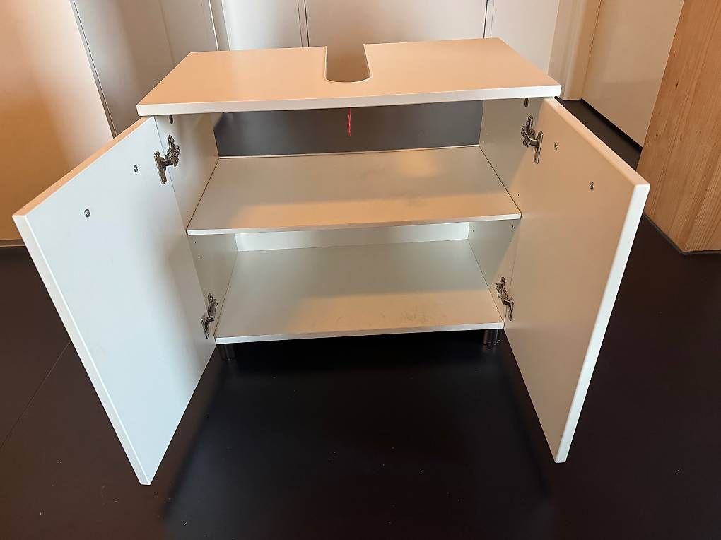 Badezimmermöbel: Badezimmer Unterschrank – Gebraucht aus Birmensdorf ZH von Mb01 1