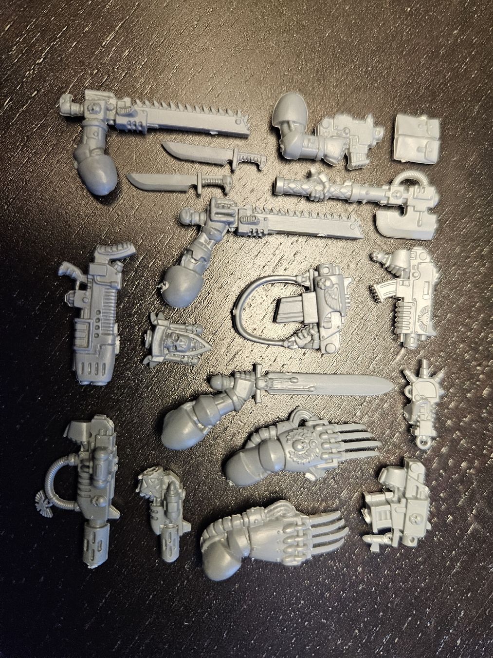 Modellbausätze & Standmodelle: Warhammer 40K - Space Marines - Weapons Bits – Gebraucht aus Genève von lec_2k2j