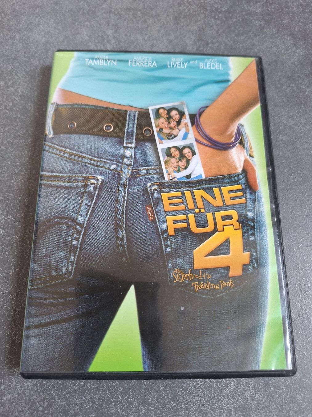 Tutti i DVDs: DVD Eine für vier – Usato da St.Gallen venduto da dajo0809