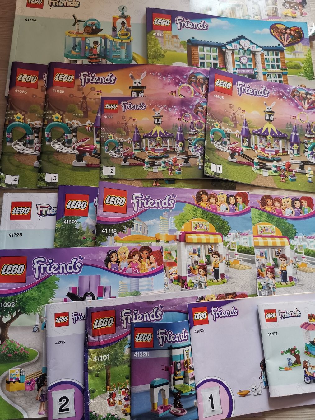 Lego Giocattoli: Lego Friends Bauanleitungen – Usato da Effretikon venduto da Superkarin7 1