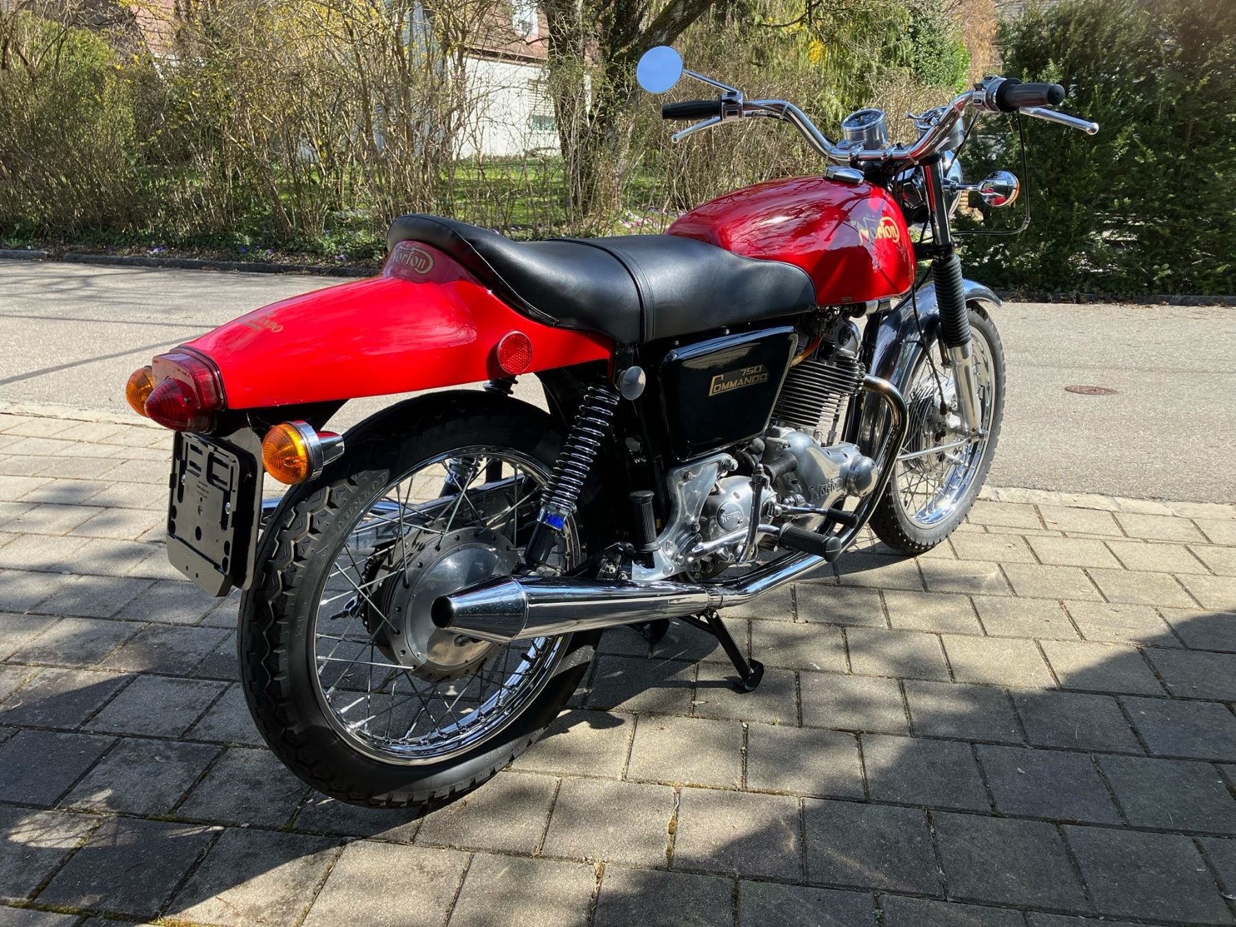 Norton Altro: Norton Commando 750 Fastback – Usato da Hettlingen venduto da 8appletree 2