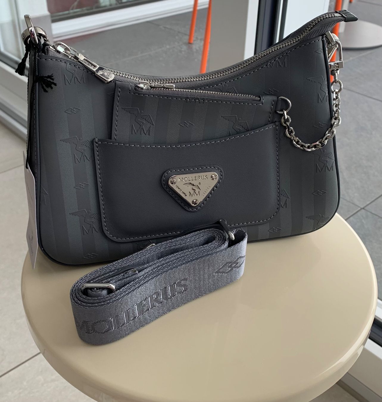 Maison Mollerus Borse da donna: MAISON MOLLERUS Castiel silbergrau silber, NEU – Nuovo e nell'imballaggio originale da Mettmenstetten venduto da srca 4