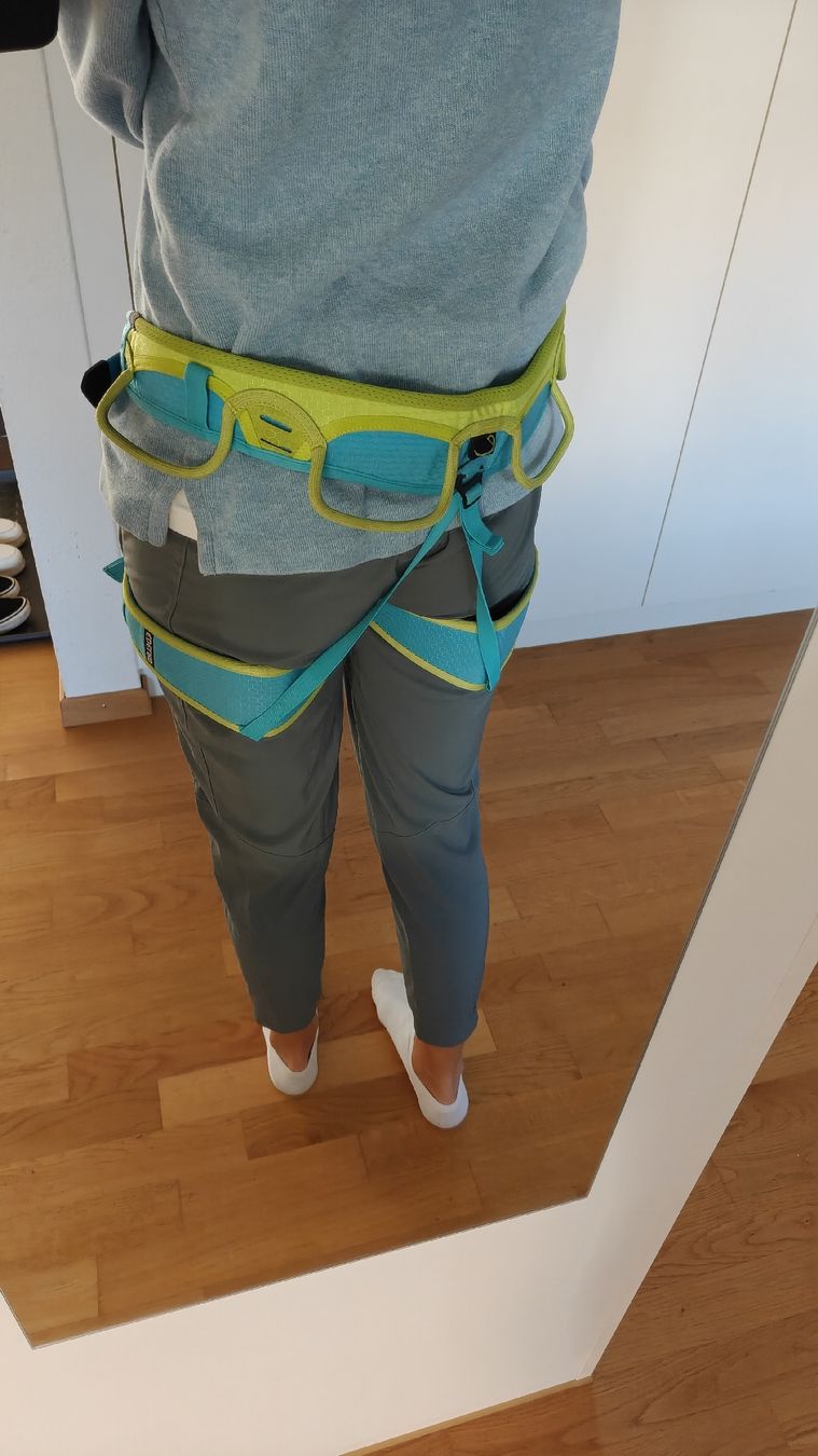 Edelrid Kletterausrüstungen: Klettergurt Edelrid S – Gebraucht aus Zürich von jud_qnd8 3