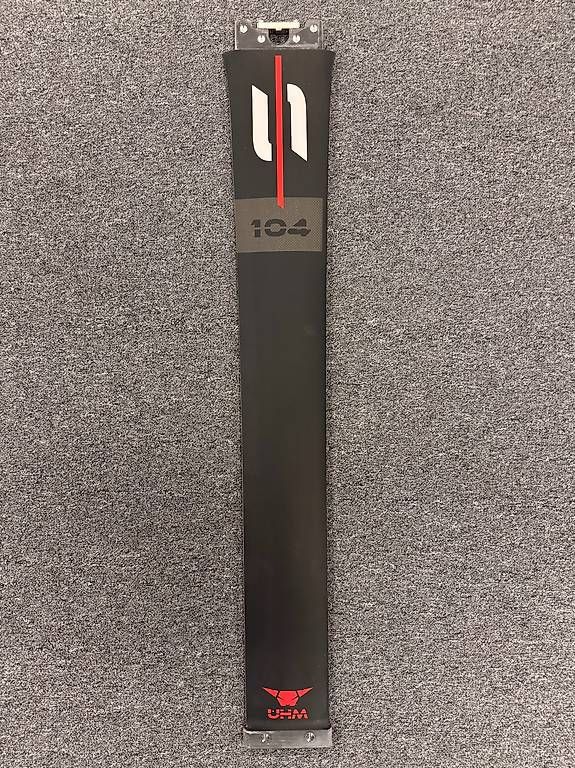 Sabfoil Tavole da surf e di nuoto: Sabfoil Mast Kraken Red Devil 104 - High Modulus - R8 – Usato da Einsiedeln venduto da WMKiteboarding 2