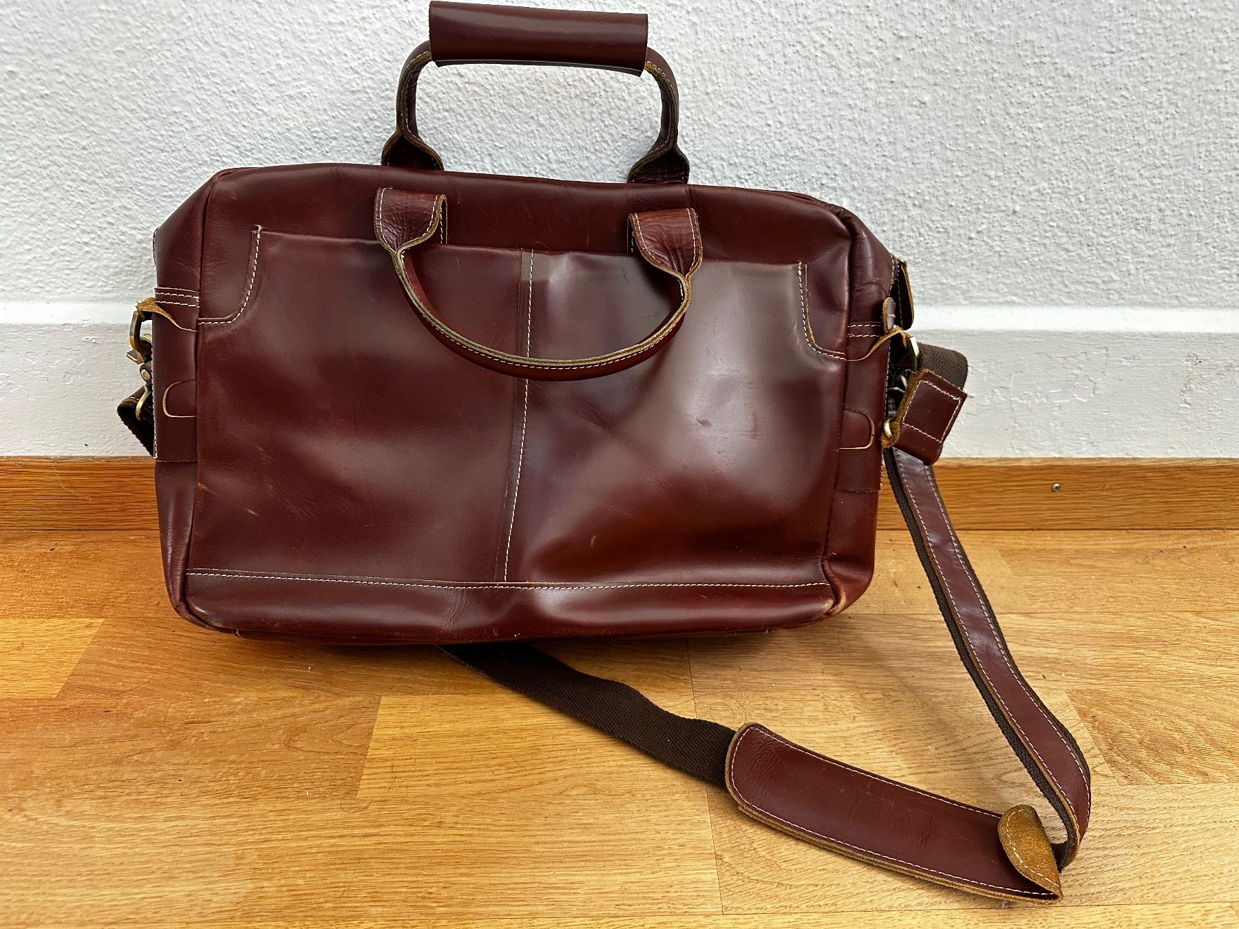 Sacs: Echtleder Laptoptasche – Braun – D'occasion à Zürich par tha_vq5p