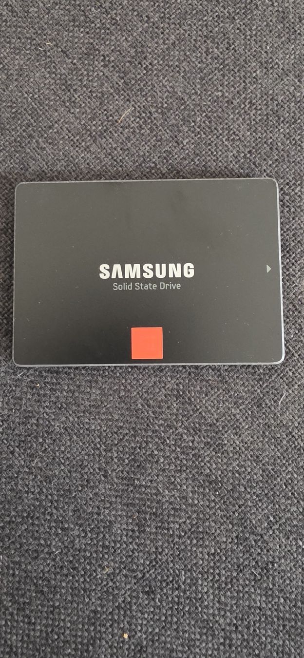 Samsung Harddisks: Samsung SSD 840 PRO 256GB gebraucht – Gebraucht aus Liestal von Schnaeppli4410 1