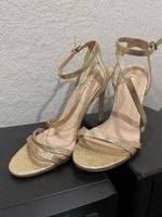 High Heels Pumps Gold Gr. 40 London wie NEU