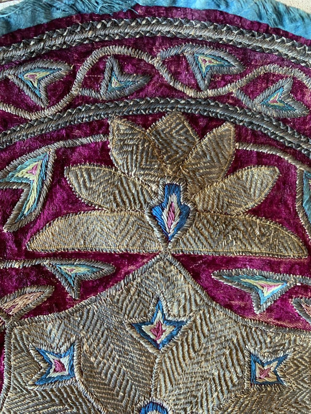Tessuti: Broderie ancienne Persane Qajar plus que 💯 ans – Usato da Prilly venduto da Sissi_1009 8