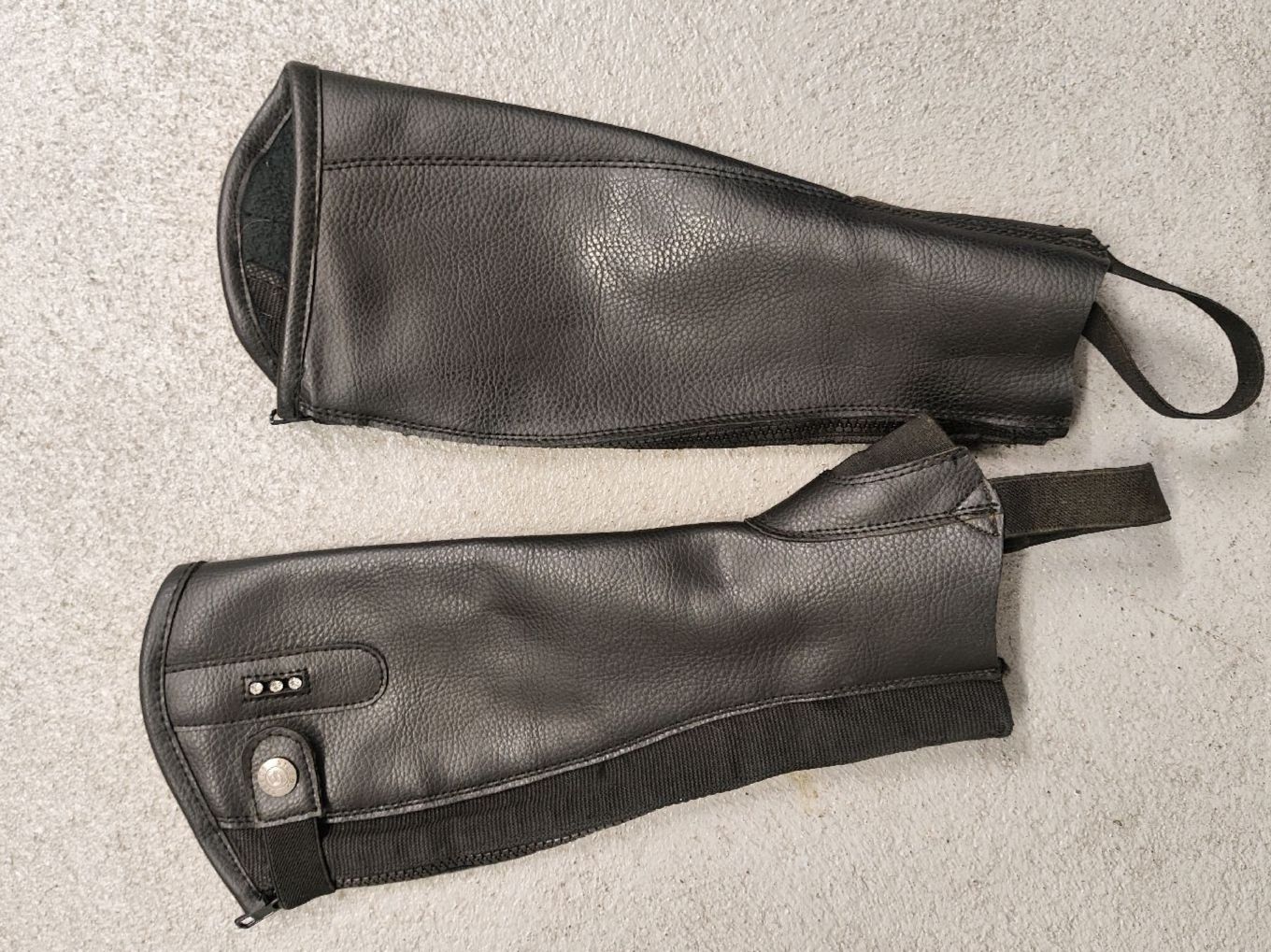 Gamaschen & Bandagen: Leder Chaps K-SMALL – Gebraucht aus Bergdietikon von Tigerstyle 1