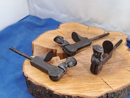 3 antike Jalousie Rückhalter, Gusseisen (LOT2192#FBS2)