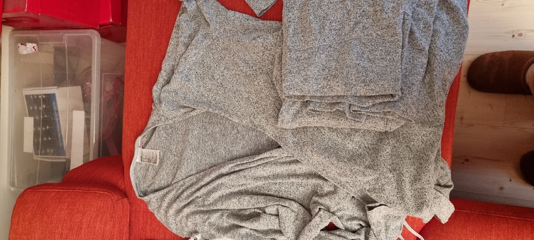 H&M Lotti di vestiti: Umstandskleiderpaket – Usato da Rupperswil venduto da greenangel4 3