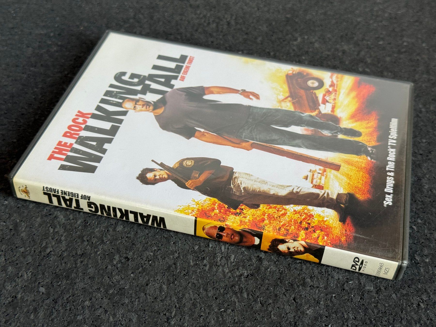 Tutti i DVDs: The Rock Walking Tall "auf eigene Faust" DVD DE/EN/FR/IT/SP – Usato da Fribourg venduto da tschjoly 5