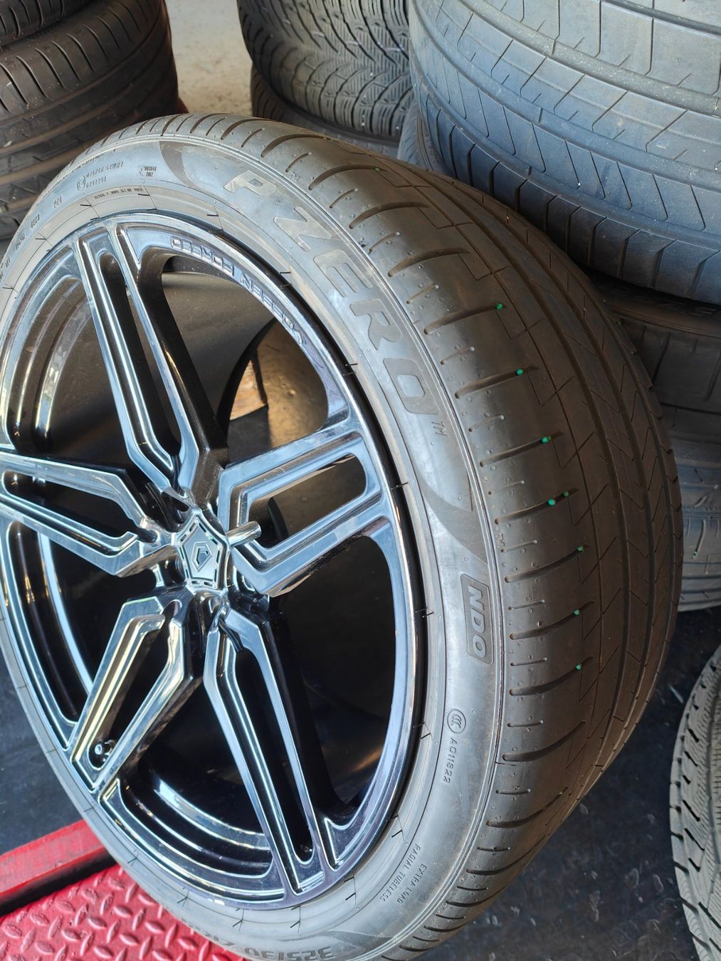 Vossen Felgen: Porsche Panamera Vossen Sommerfelgen – Gebraucht aus Oberengstringen von Reifen-Lagerverkauf 3