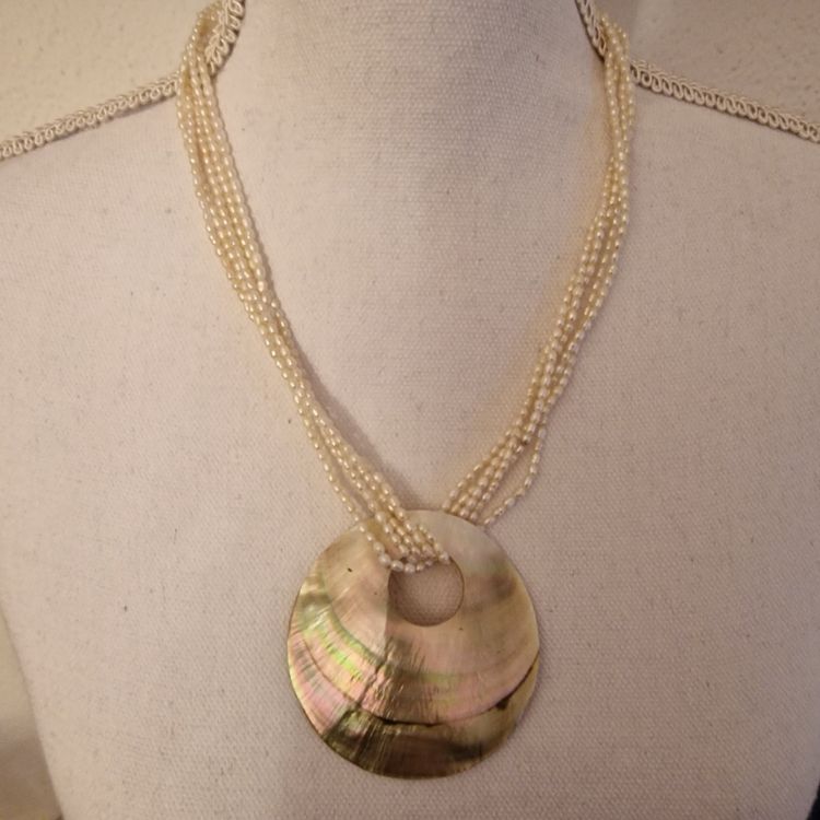 12-teiliges Blumen-Schuh-Charms Set Mit Perlenketten - Niedliche Krokodil-Anhänger