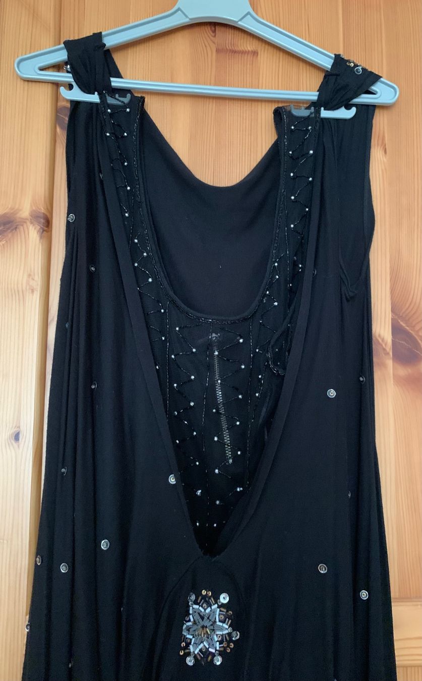 Vestiti: Originelles Kleid mit tollen Details – Nuovo (secondo la descrizione) da Thalwil venduto da Ulurusunset 4