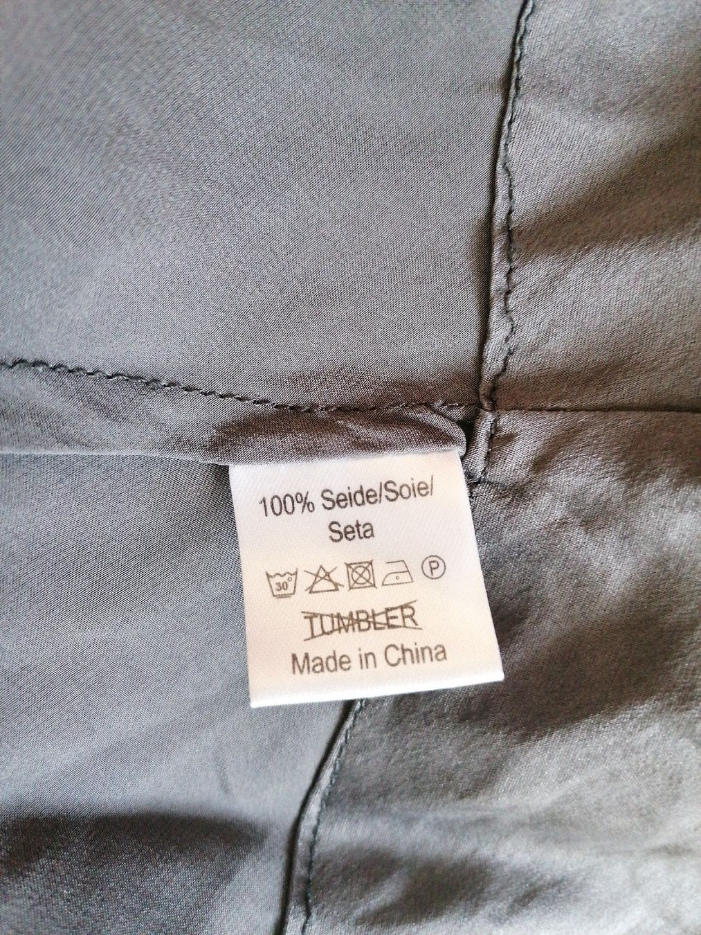 Top: Nulu Seiden-Top, Gr. XS – Usato da Kaltbrunn venduto da Pitschifan 3