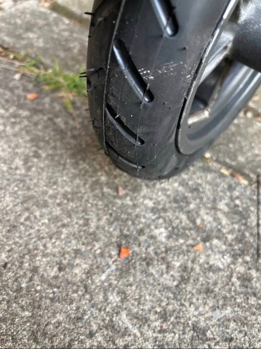 Scooters: E-Scooter Xiaomi 20km/h – Gebraucht aus Wetzikon ZH von myk_m5zy 2