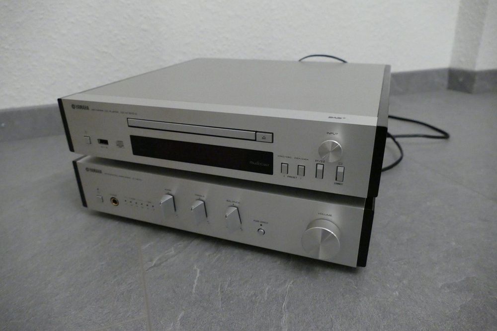 Amplificateur Yamaha AU670 et CDNT670D Kaufen auf Ricardo