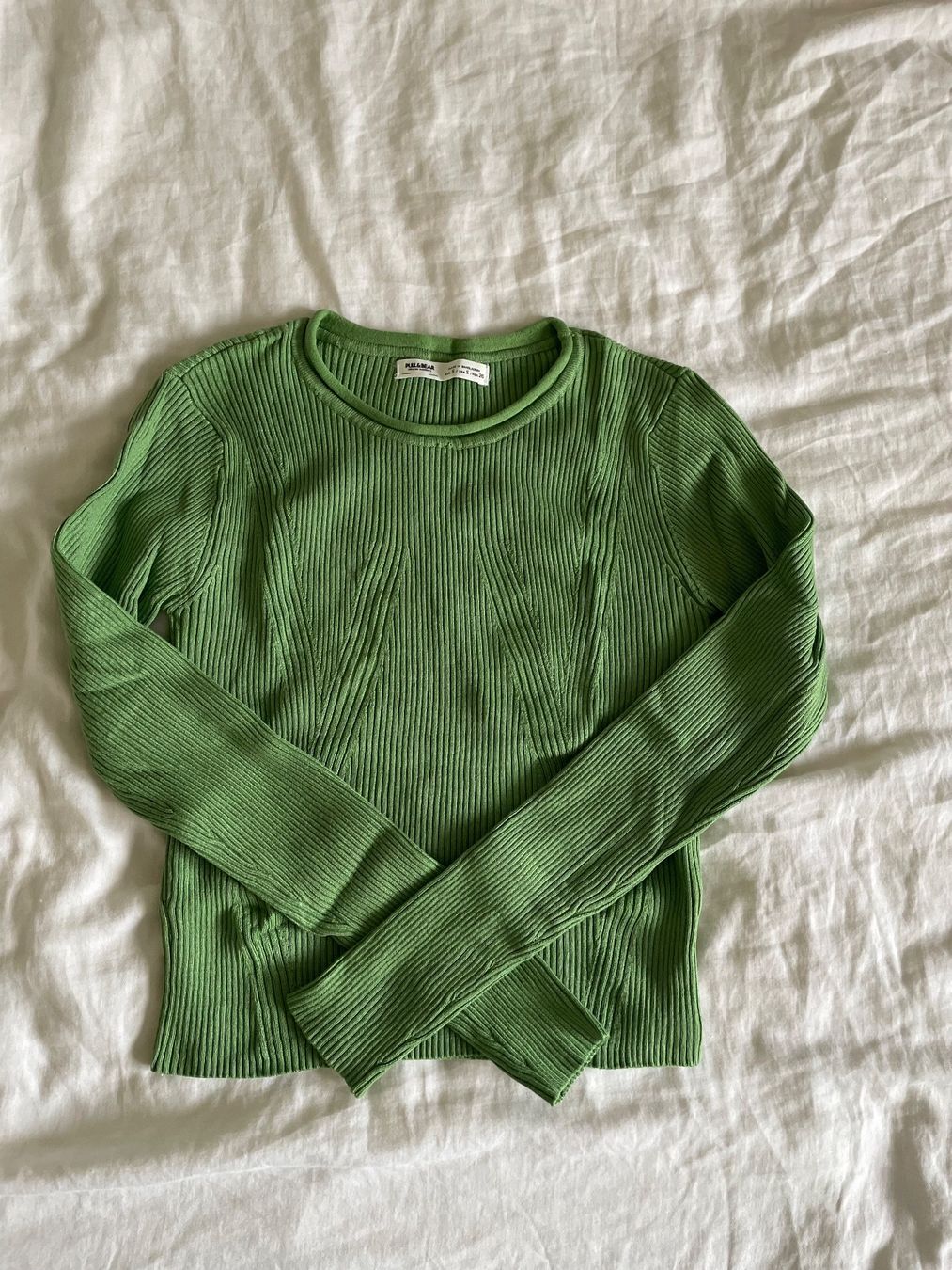Pull&Bear Top: Pull&Bear Top vert côtelé - Taille S – Usato da Biel/Bienne venduto da lisalrh