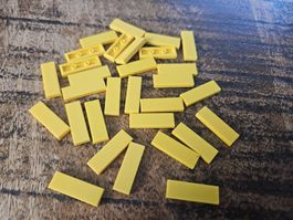 lego 63864 lot de 30 pièces Yellow Tile 1 x 3