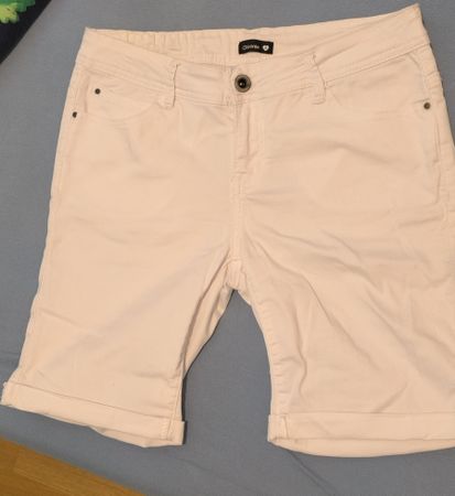 Shorts chicorée blanc taille M bon état