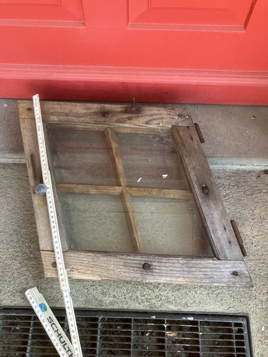 Finestre: Deko, Holzfenster klein mit Vorfenster ??? Schrägfenster – Usato da Neftenbach venduto da 889095 6