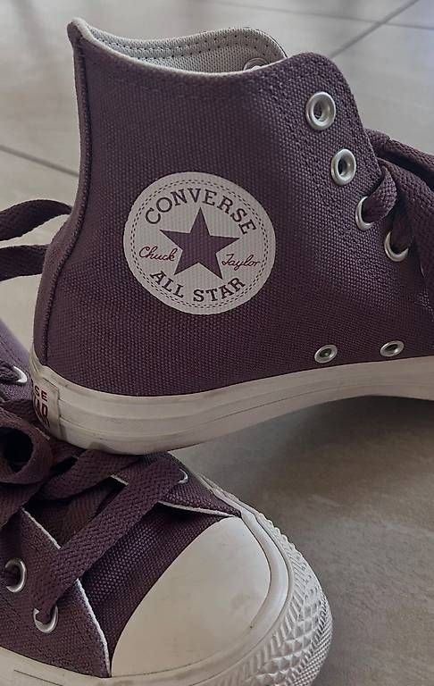 Chaussures femmes: Converse – D'occasion à Riva San Vitale par nev_9qn9