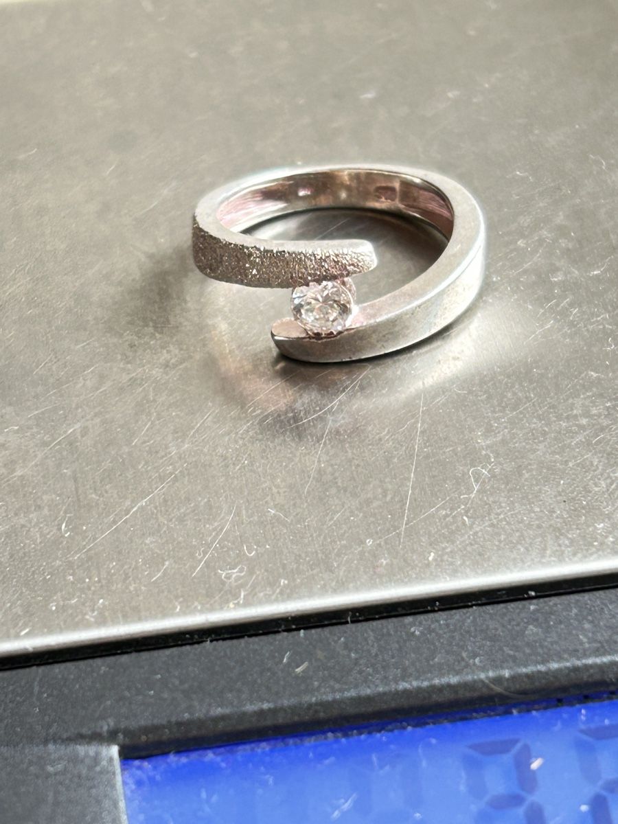 Anelli: Silberring matt- Glanz white (51) – Usato da Laufen venduto da belleskulptur 2